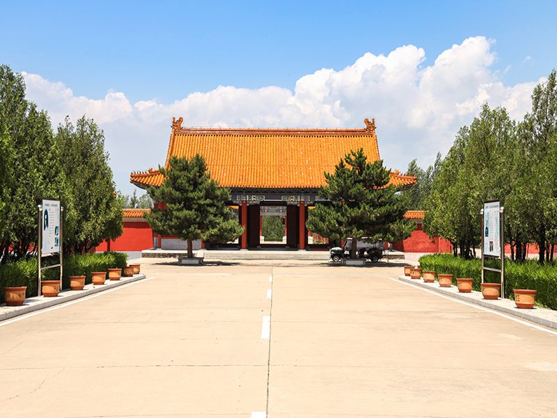 中华永久陵园的传统墓价格多少（中华永久陵园价格多少）